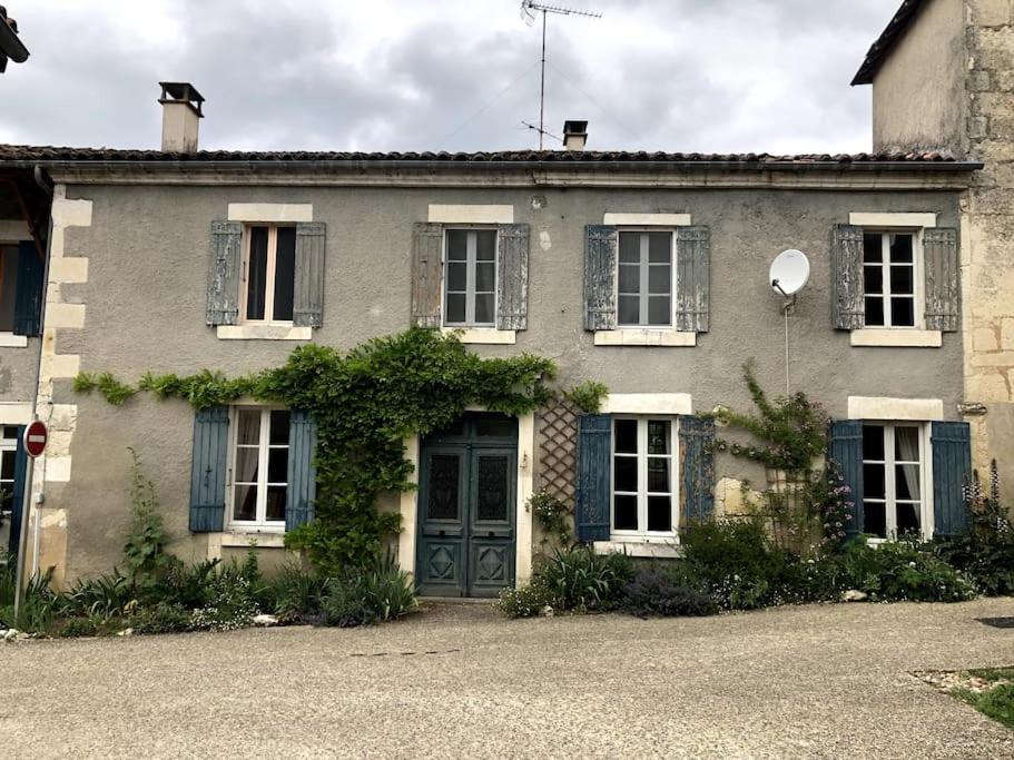 Maison Verdeau Yviers Exterior foto
